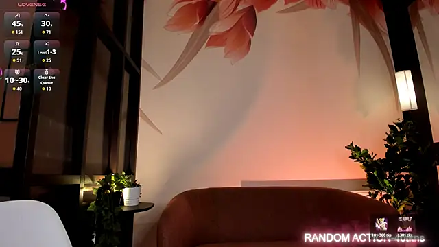 Snapshot of luna_joy_ chatting on 04-05-26, 01:52 luna joy online show from 04-05-26, 01:52