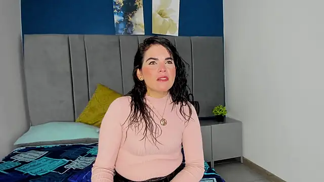 laura hotties online show from 09-30-25, 12:54