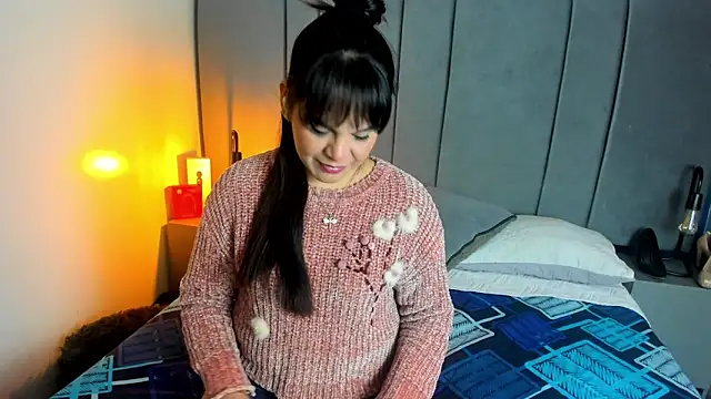 laura hotties online show from 03-20-26, 01:05