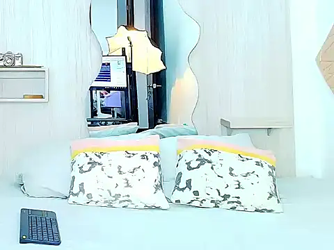 ZaraRousse online show from 01-19-26, 03:21