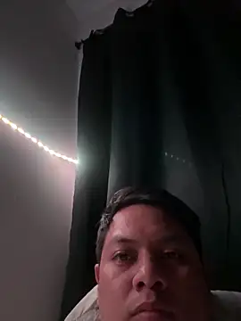 Snapshot of flaco16 chatting on 03-25-26, 07:14 flaco16 online show from 03-25-26, 07:14