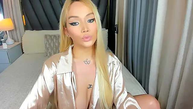 KylieSonique online show from 01-12-26, 05:01