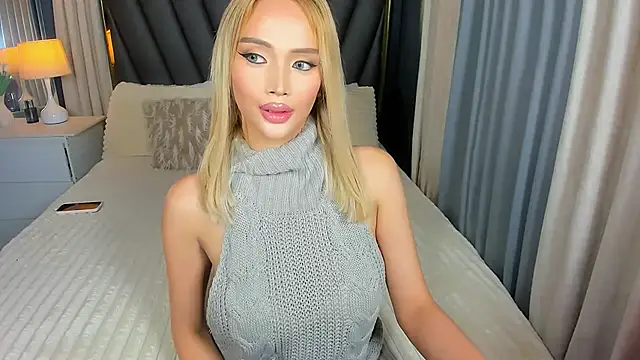 KylieSonique online show from 02-11-26, 05:23