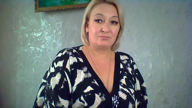 ArielXLoveresss online show from 11-03-25, 11:00