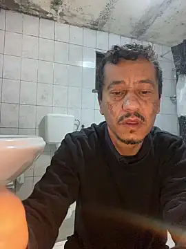 rogerdik76 online show from 02-06-26, 06:29