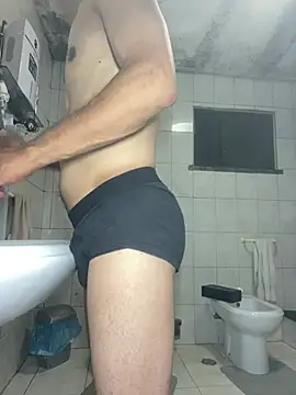 Snapshot of rogerdik76 chatting on 07-02-26, 12:43 rogerdik76 online show from 07-02-26, 12:43