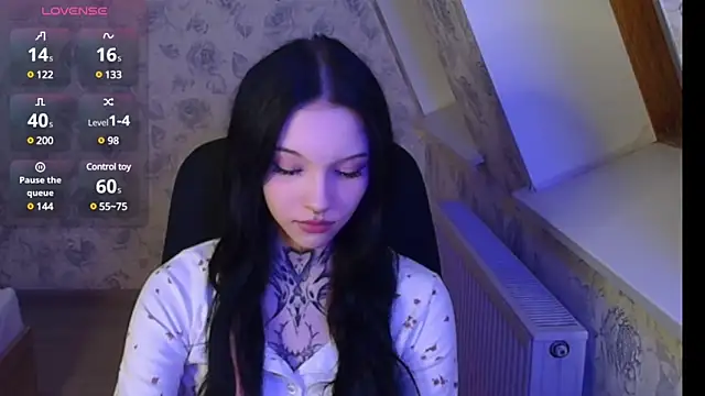 Snapshot of mefwhore chatting on 03-19-25, 07:17 mefwhore online show from 03-19-25, 07:17