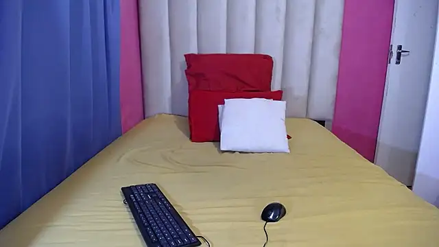 SEXYASSTINAXXX online show from 01-18-26, 07:50