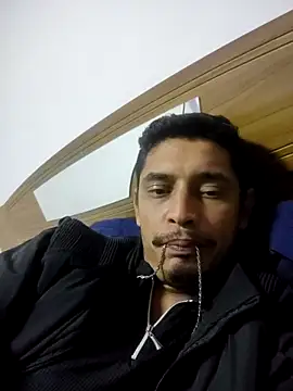 Snapshot of deivit61 chatting on 06-21-26, 04:26 deivit61 online show from 06-21-26, 04:26