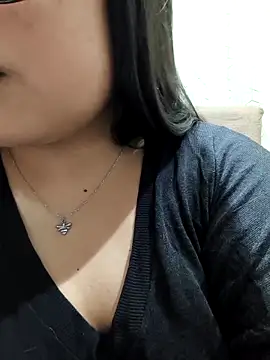 virginbrunette99 online show from 11-06-25, 06:03