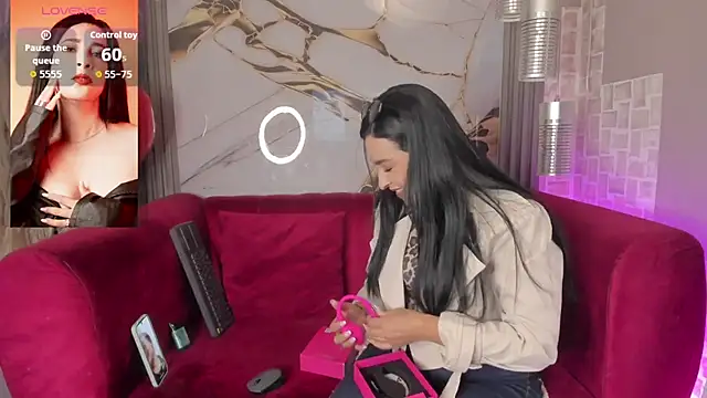 Bella williamss  online show from 11-29-25, 08:12