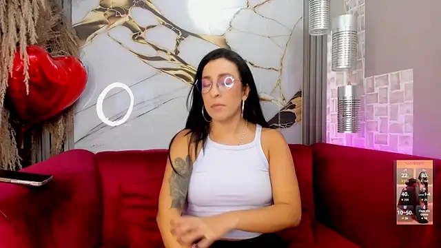 Bella williamss  online show from 05-07-26, 07:41