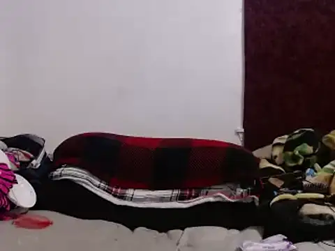 Hotmodel1984 online show from 12-09-24, 03:40