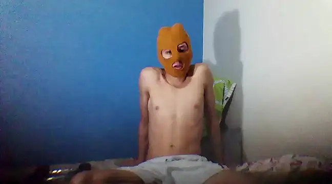 Snapshot of DaGP222 chatting on 03-11-25, 04:18 DaGP222 online show from 03-11-25, 04:18
