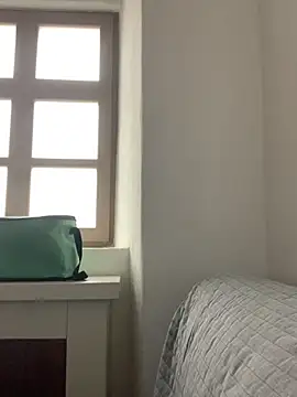 Snapshot of Mike8523 chatting on 10-03-25, 06:54 Mike8523 online show from 10-03-25, 06:54