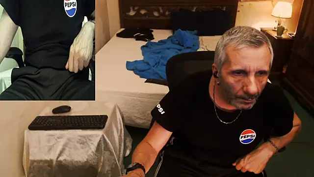 maxdaddy690 online show from 09-16-25, 08:54