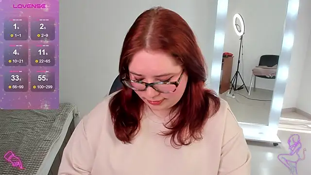 Snapshot of Lily_lu_one chatting on 03-05-25, 12:44 Lily lu one online show from 03-05-25, 12:44
