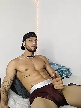 Snapshot of morenosiam chatting on 03-16-26, 05:44 morenosiam online show from 03-16-26, 05:44