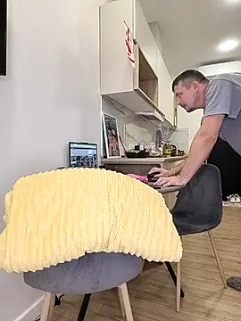 Snapshot of _KissMyAss_ chatting on 03-05-26, 07:10 KissMyAss online show from 03-05-26, 07:10