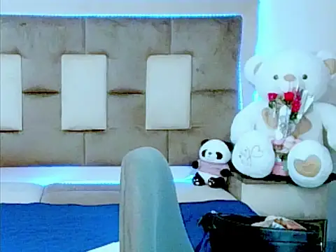 indiantopaz694u online show from 02-19-26, 05:36