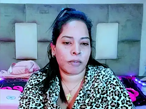 indiantopaz694u online show from 06-25-26, 06:07