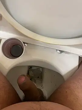 Alexander18edd online show from 10-28-25, 07:01