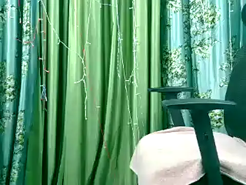 Lovely Jiya online show from 11-29-25, 10:18