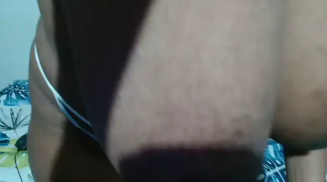 Snapshot of _DollFace_ chatting on 03-08-25, 04:39 DollFace online show from 03-08-25, 04:39