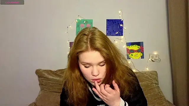 Snapshot of LaseyMoon chatting on 03-07-26, 09:50 LaseyMoon online show from 03-07-26, 09:50