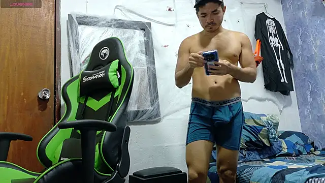 twinks 28 online show from 10-27-25, 10:58