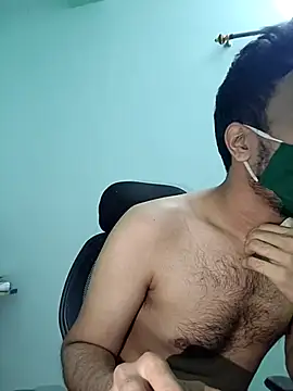 cuteboyhot18 online show from 03-03-25, 07:43