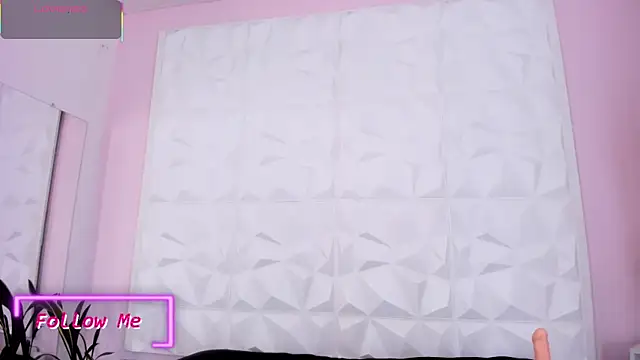 Snapshot of Valeriagomez_ chatting on 11-01-25, 12:07 Valeriagomez online show from 11-01-25, 12:07