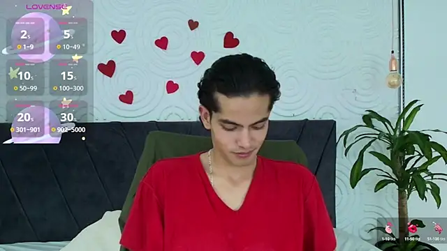 Maximoherrera 16 online show from 04-24-26, 01:13