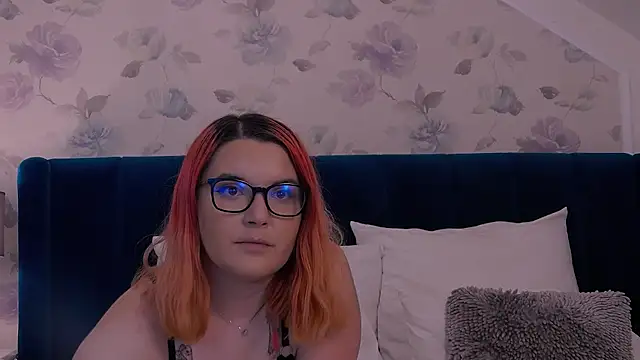 Snapshot of KailyKay chatting on 09-24-25, 06:11 KailyKay online show from 09-24-25, 06:11