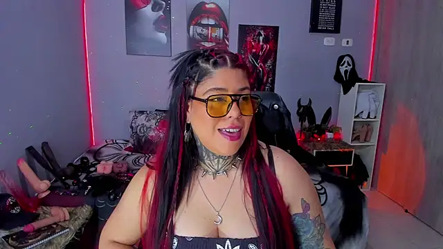 Veronika metal online show from 12-14-25, 08:24