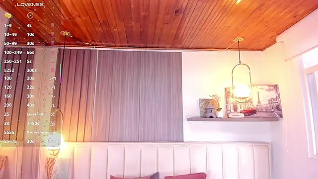 Snapshot of Nicoll_Evans_ chatting on 10-09-25, 01:09 Nicoll Evans online show from 10-09-25, 01:09