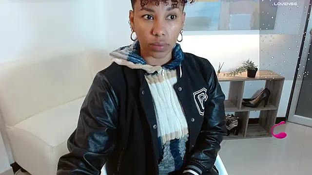 anahi macys online show from 09-26-25, 10:52