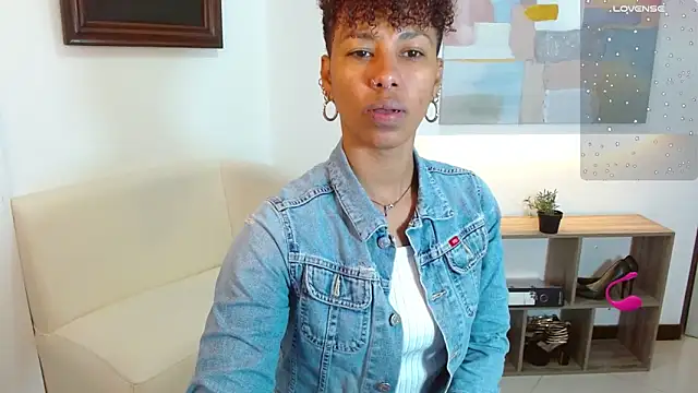 anahi macys online show from 10-03-25, 11:07