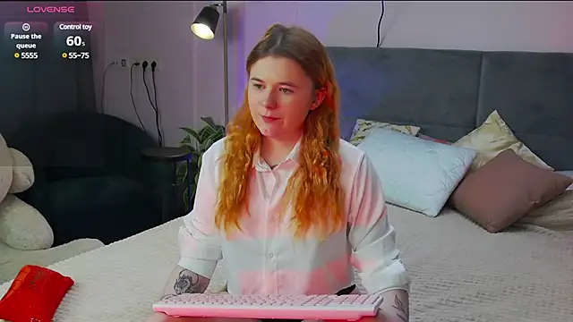 Eva Starlight online show from 02-27-25, 04:09