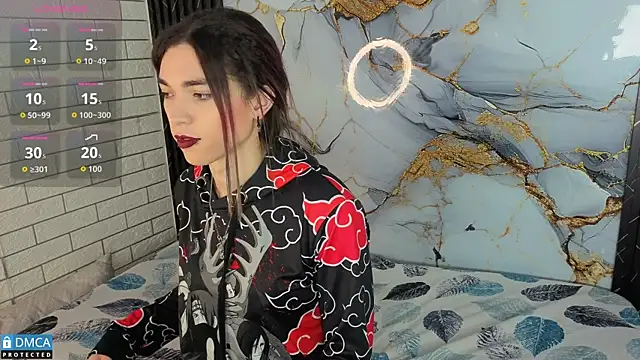 MaeveKuro online show from 11-07-25, 03:17