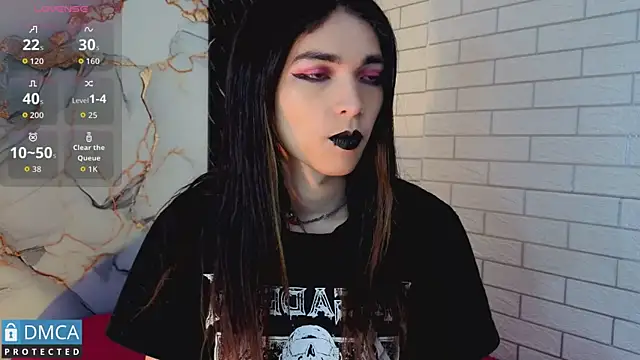 MaeveKuro online show from 05-10-26, 03:12