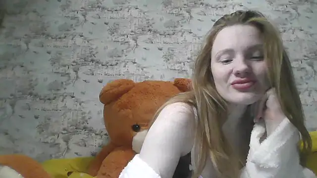 Snapshot of Eveline_May chatting on 02-28-25, 03:04 Eveline May online show from 02-28-25, 03:04