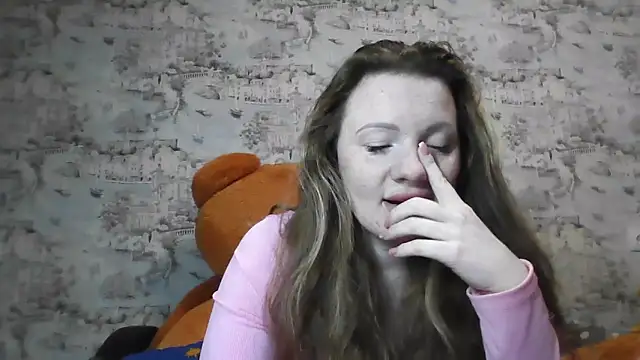 Eveline May online show from 03-26-26, 04:23