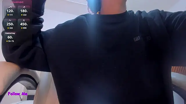 Snapshot of gime_lara chatting on 04-25-26, 12:08 gime lara online show from 04-25-26, 12:08