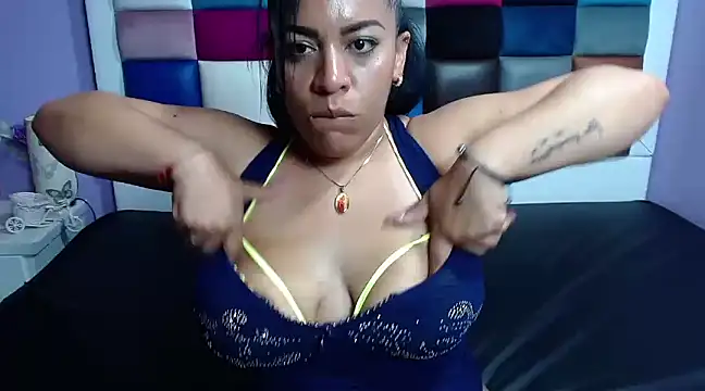 CandelaBrown  online show from 03-01-25, 01:53