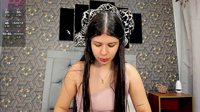 Snapshot of Nicolane_Palmer chatting on 03-08-25, 01:14 Nicolane Palmer online show from 03-08-25, 01:14