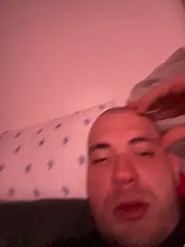 inkviziciq1 online show from 10-04-25, 09:35