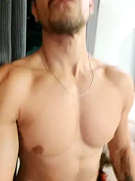 juniortche1313 online show from 01-10-26, 02:24