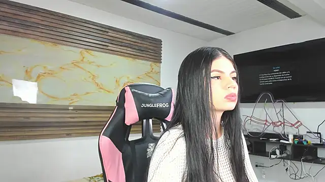 Cloe roouse online show from 12-04-25, 09:12