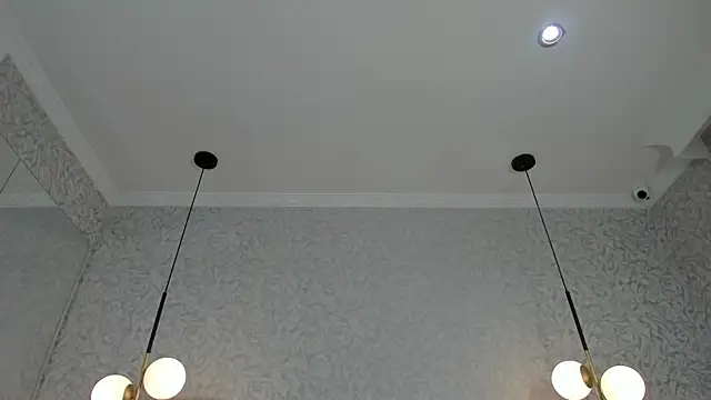 zephyra-angels online show from 12-18-25, 04:07